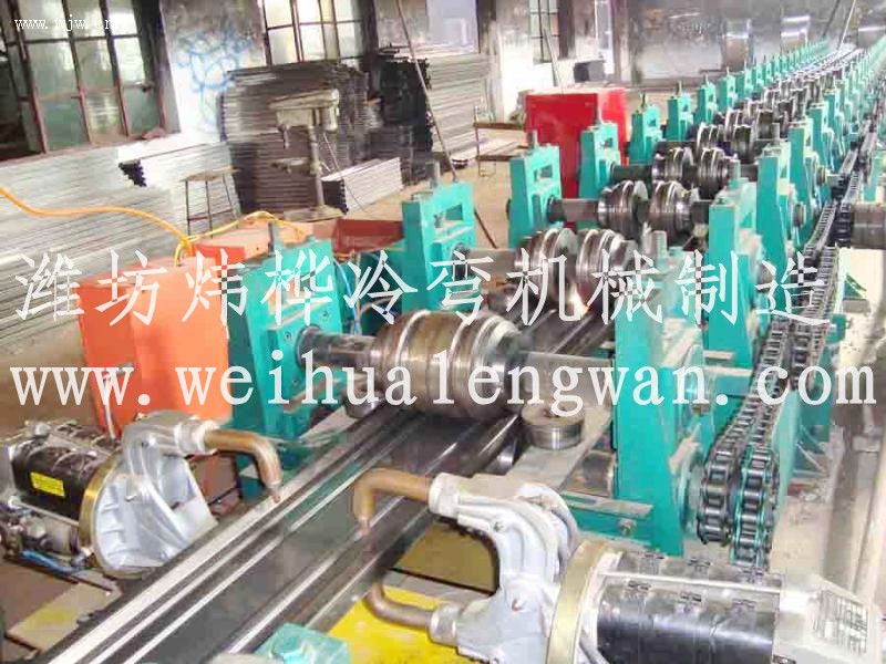 冷彎型鋼設備給農業(yè)機器生產(chǎn)提供了優(yōu)勢